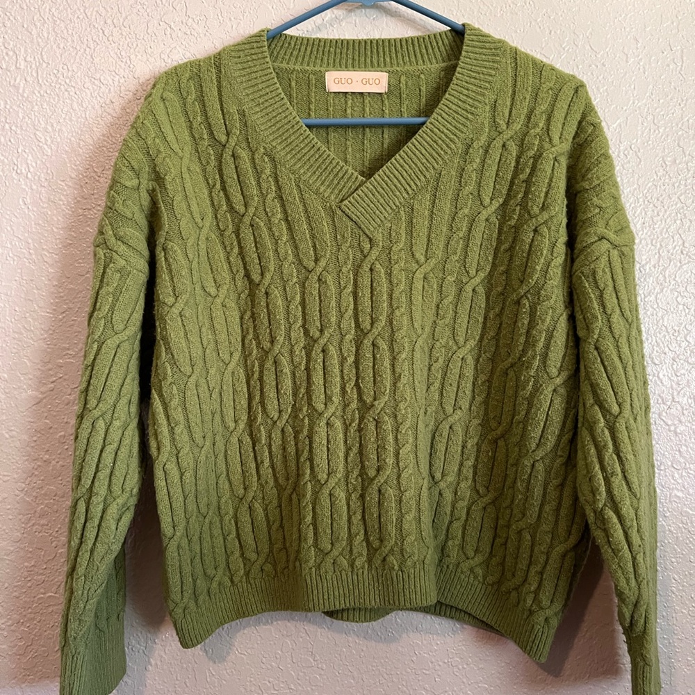 Guo Guo Urban Vintage Green Organic Poly Cotton Warm Soft V-Neck Knit Sweater